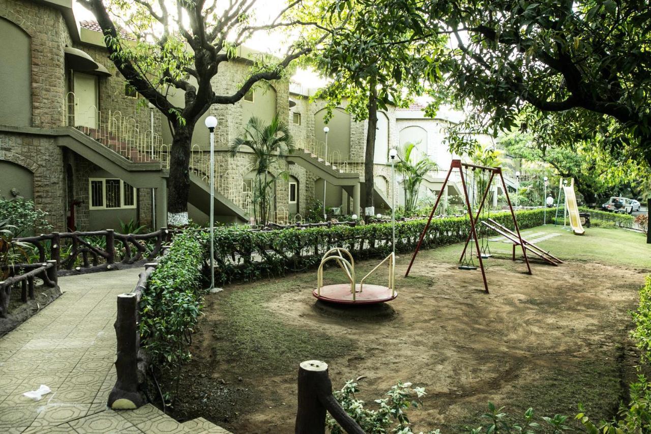 Ras Resort By Treat Silvassa Exterior foto
